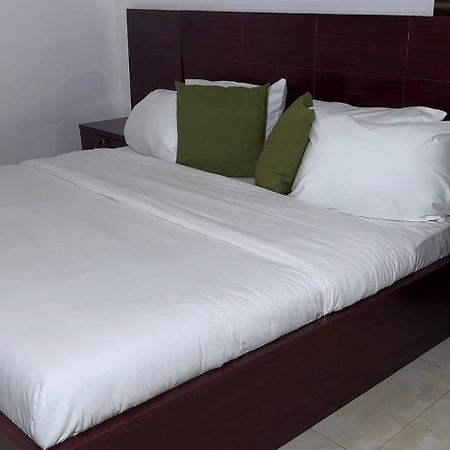 Pathmark Homes Abuja Luaran gambar